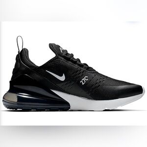 Women’s Nike Air Max 270 size 7